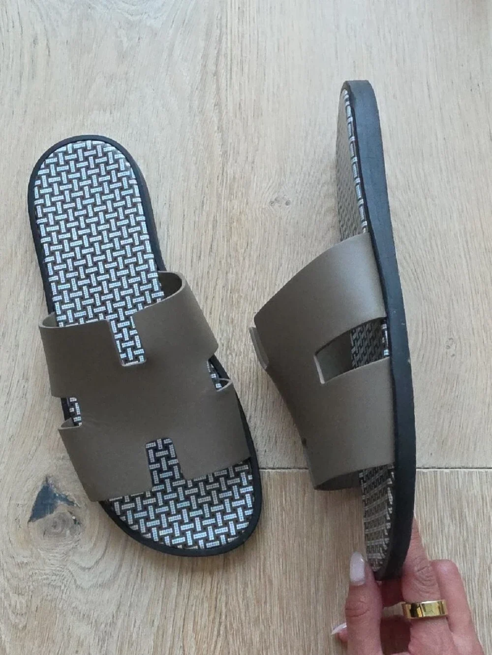 Hermes Limited Release Rare Izmir Sandals
